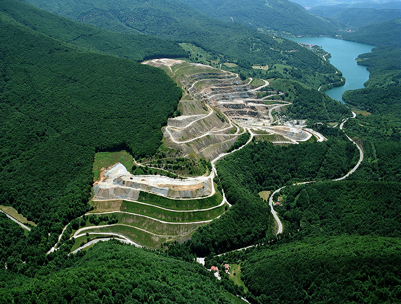 Reforestación en la mina de Eugui
