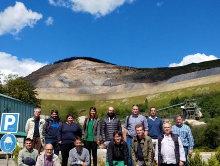 María José Jurado, awarded for her research work at INNOLOG, a project in which Magnesitas Navarras has collaborated